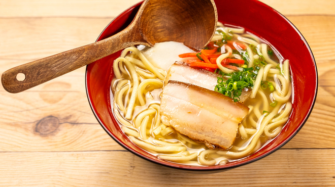 Okinawa Cuisine to Shimauta Raibu no Mise Deigo