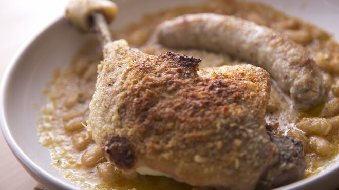 イタリア食堂　キャリー - 料理写真:鴨モモ肉のコンフィとソーセージのカスレ
