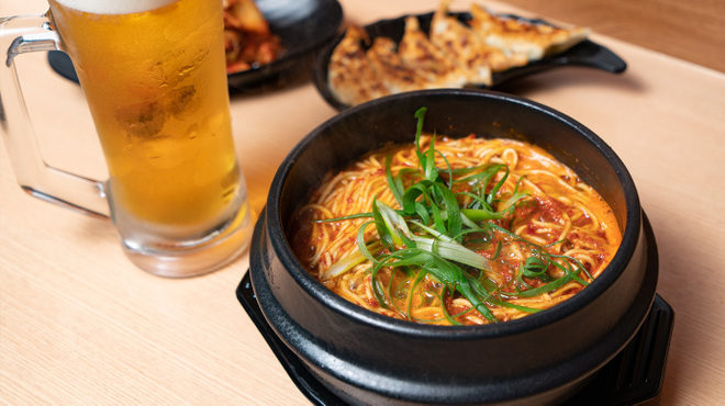 ホルモンらーめん8910 - メイン写真: