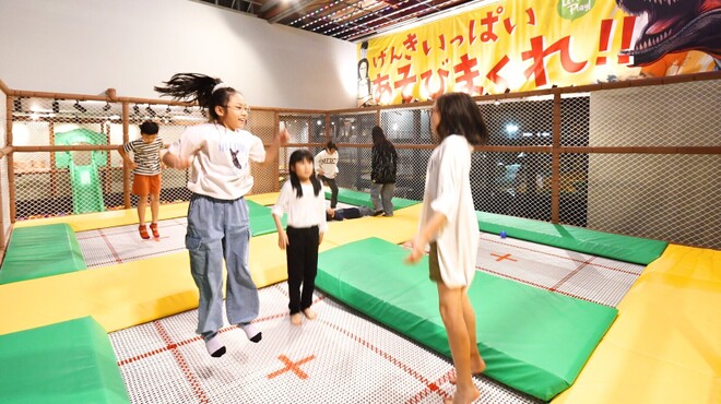 メガインディアンズ ステーキハウス - メイン写真: