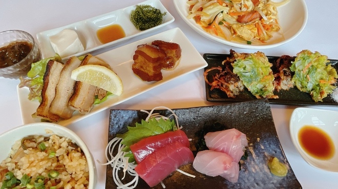 島とうふ 春おばぁ食堂 - メイン写真: