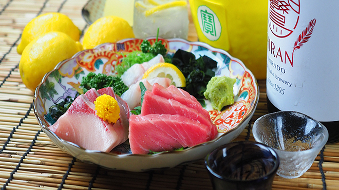 Wagyuu Nikusushi To Shabushabu Koshitsu Izakaya Yuuzan - メイン写真: