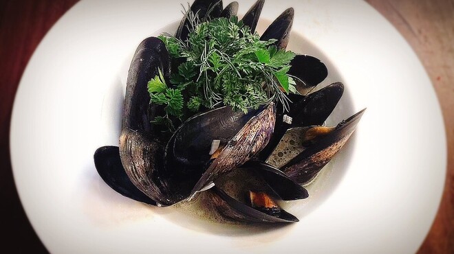 燻製 鉄板焼 クラフトビール MOKU - メイン写真: