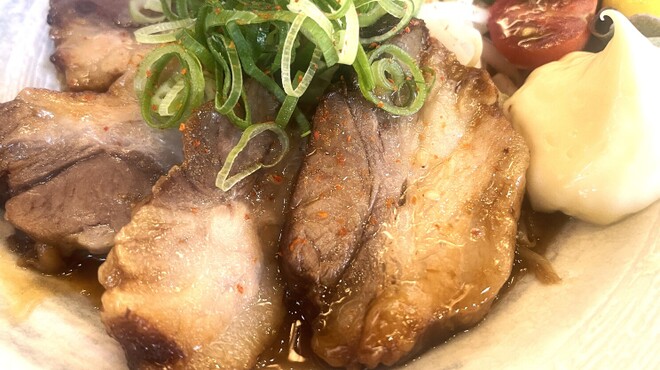 餃子の勝 - メイン写真: