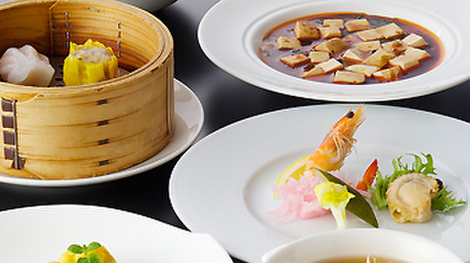 中国料理 龍鳳(ホテルアゴーラリージェンシー大阪堺) - 料理写真:料理長就任記念ランチ
      