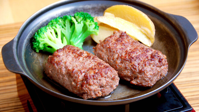 洋食キッチン シャトー - 料理写真: