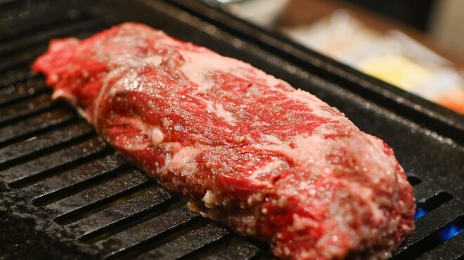 焼肉三郎 - メイン写真: