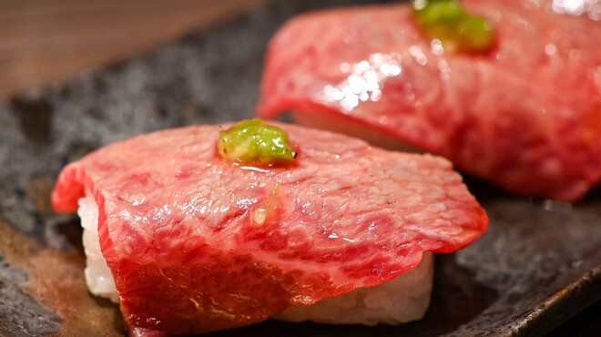 焼肉三郎 - メイン写真: