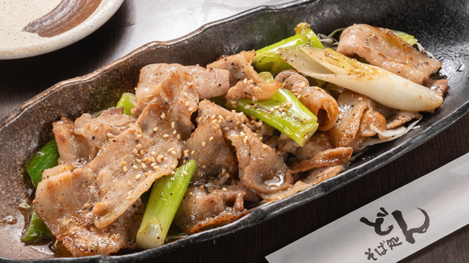 そば居酒屋どん - メイン写真: