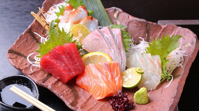 焼肉三徳 - メイン写真: