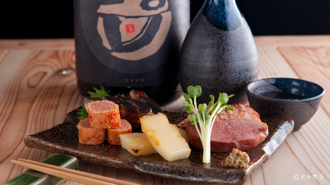 Meguro Nihonshu Baru Ito - 料理写真:技術や調味料に頼らず、素材の持つ味を大事に