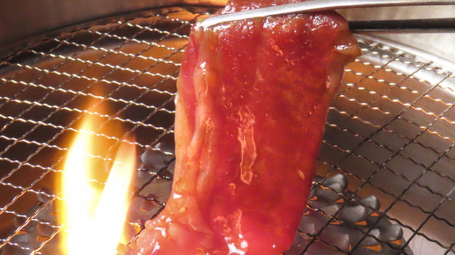 たれ焼肉・ホルモン・にくなべ たまや肉店 - メイン写真: