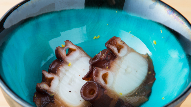 Sushidokoro Sachi - 料理写真:食べた瞬間、その柔らかさに誰もが驚く『蛸の柔らか煮』