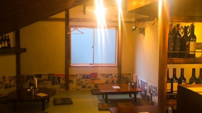 森のブッチャーズ - 内観写真:3階はお座敷(禁煙席)。お靴を脱いでお寛ぎください。