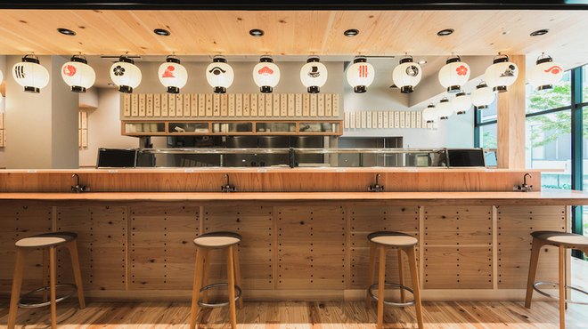 東京立ち寿司 - メイン写真: