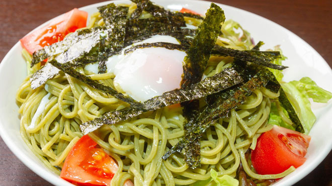 桜里 - 料理写真:茶そばサラダ