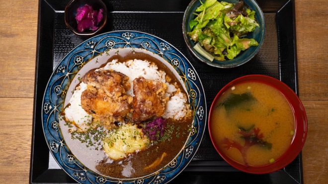 ハコダテヨコチョウ - メイン写真: