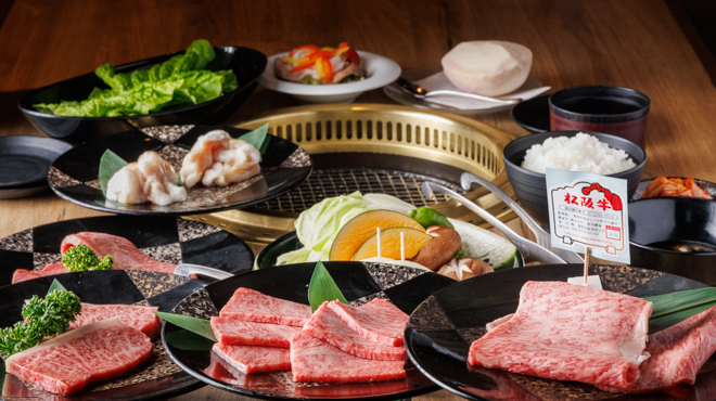 回転焼肉一升びん - メイン写真: