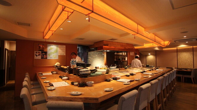 魚串 然 - メイン写真: