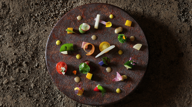 OTTO SETTE - 料理写真:八ヶ岳の野菜畑を表現し30種類の野菜を使用した前菜