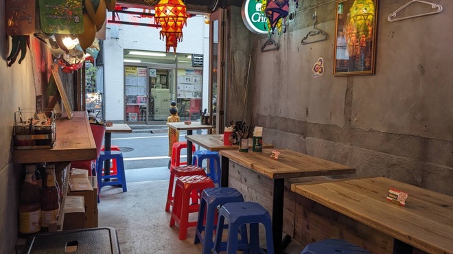 タイ・イサーン料理ヤムヤム - メイン写真: