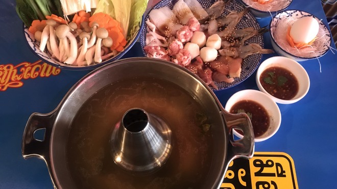 タイ・イサーン料理ヤムヤム - メイン写真: