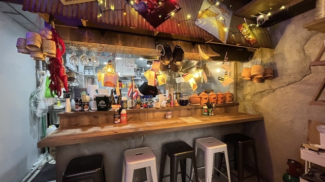 タイ・イサーン料理ヤムヤム - メイン写真: