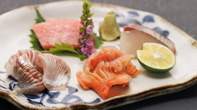 晶 - メイン写真: