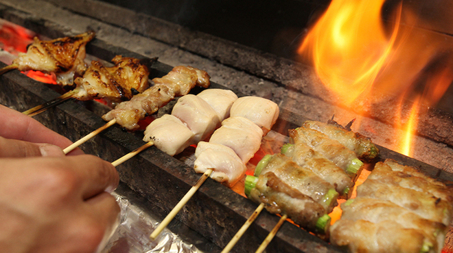 炭火焼鳥あずま - メイン写真: