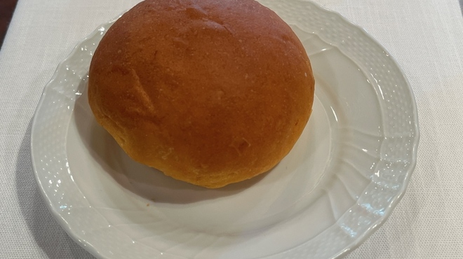 パリゴー - 料理写真:【モンターニュ】 税込3300円
  のトマトパン
