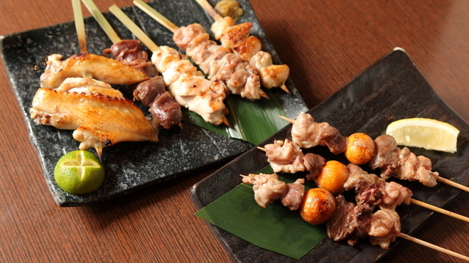 鳥八 - メイン写真: