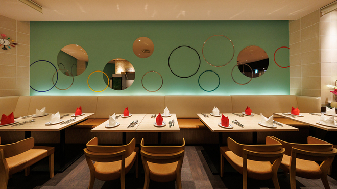 ASIAN RESTAURANT BASIL 丸之內Palace大樓店