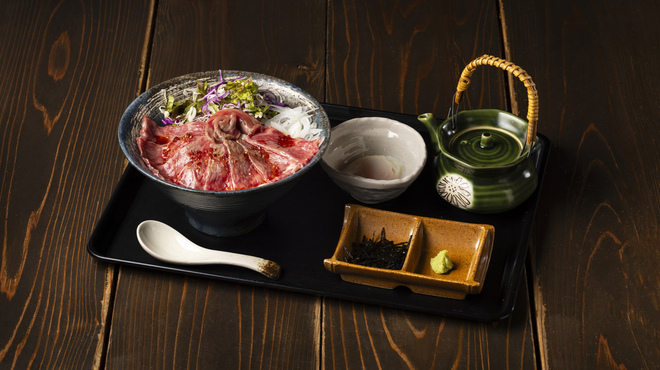 淡路島肉丼製作所 牛と米 - メイン写真: