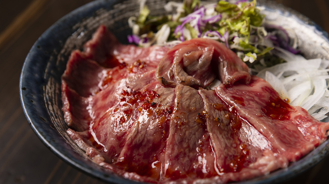 淡路島肉丼製作所 牛と米 - メイン写真: