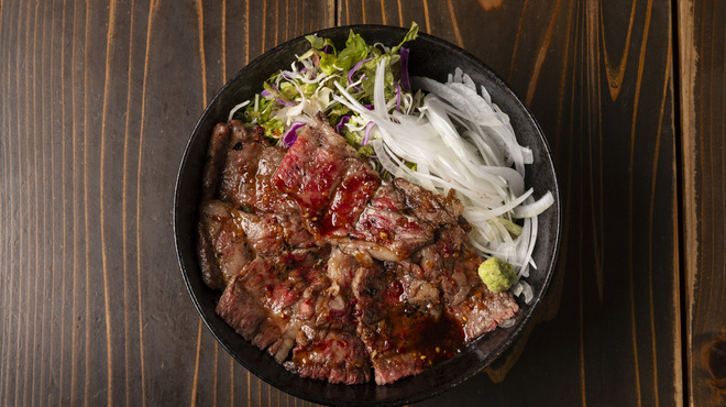 淡路島肉丼製作所 牛と米 - メイン写真: