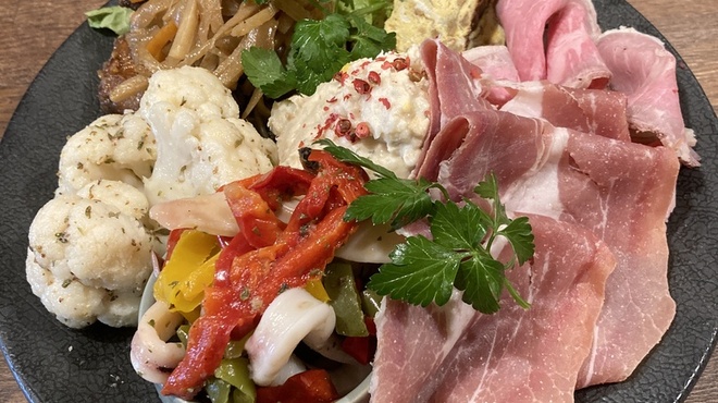 薪窯ピザとワイン SUONARE - メイン写真: