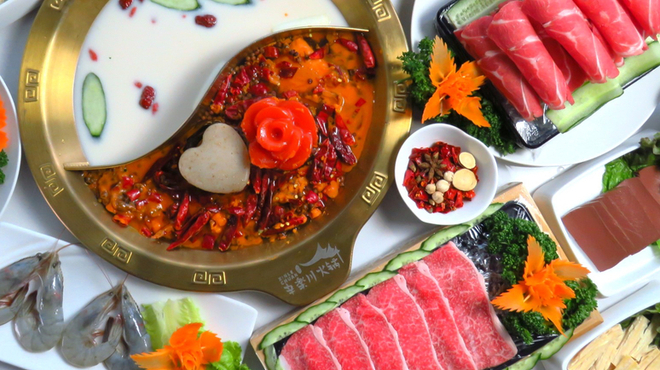 辛楽川火鍋 - メイン写真: