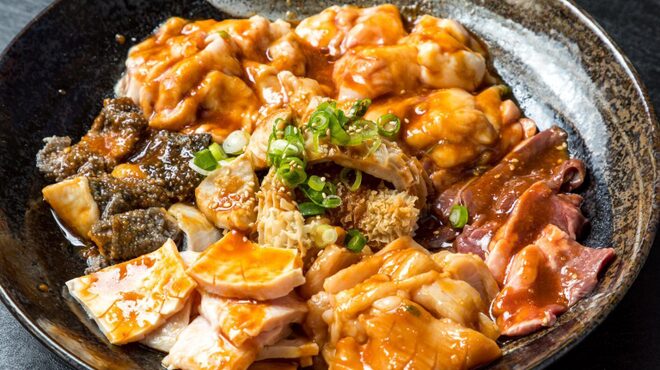 炭火焼肉スーパーホルモン - メイン写真: