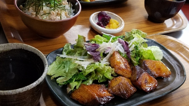 バンザイミネジィ - メイン写真: