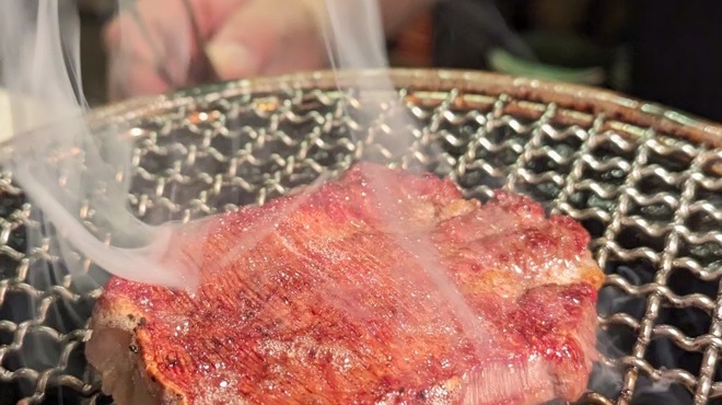 炭焼塩ホルモン『あ』神戸酒場 - メイン写真: