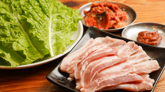 大衆焼肉酒場 こがね - メイン写真: