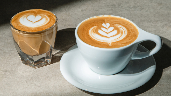 CAFÉ & BAR B - メイン写真: