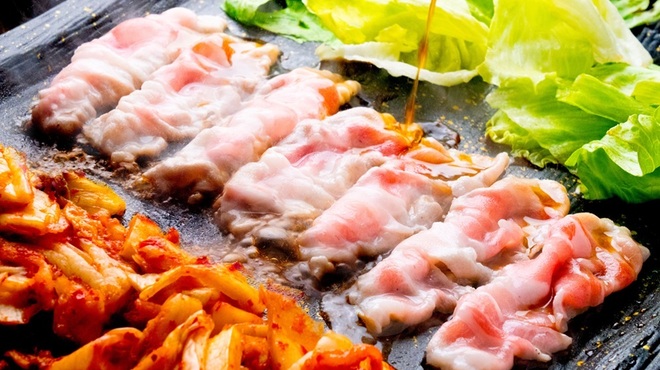 とん豚テジ - メイン写真: