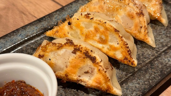 府中餃子バル あわ屋 - メイン写真: