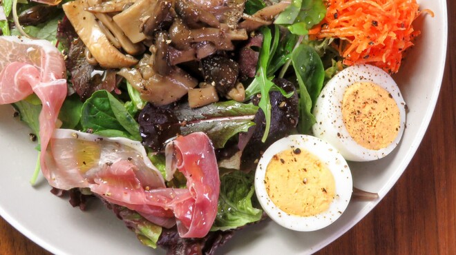 GINZA CAFE dining and bar - メイン写真: