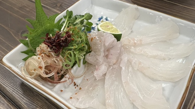 おでんとお蕎麦居酒屋じんべえ - メイン写真: