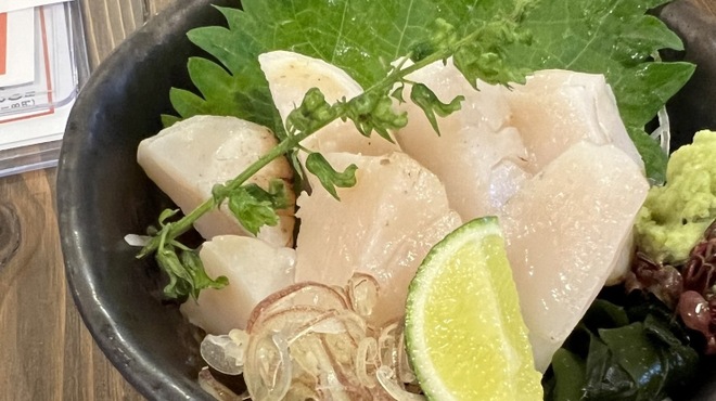 おでんとお蕎麦居酒屋じんべえ - メイン写真: