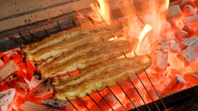 炭焼うな富士 - メイン写真: