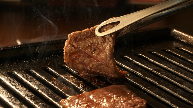 内臓焼肉専門 きもやき屋 - メイン写真:
