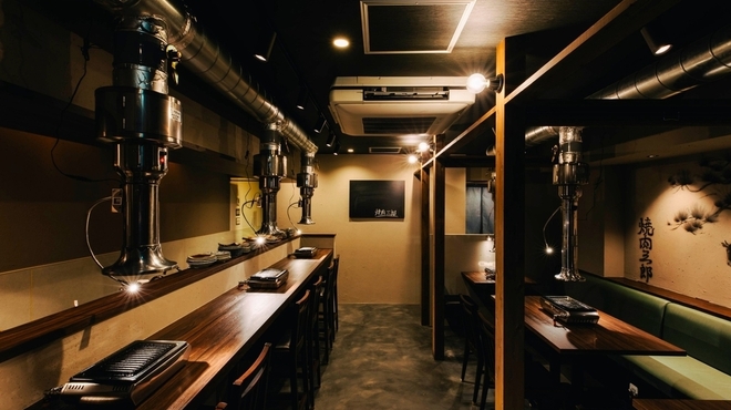 焼肉三郎 - メイン写真: